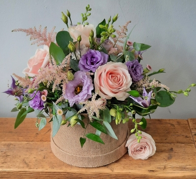 HESSIAN HAT BOX
