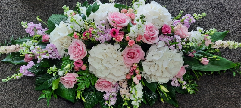 Hydrangea and rose spray pink and white