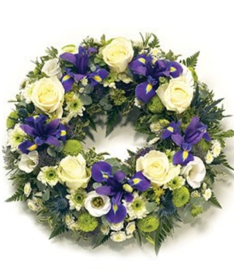 Classic blue and white wreath