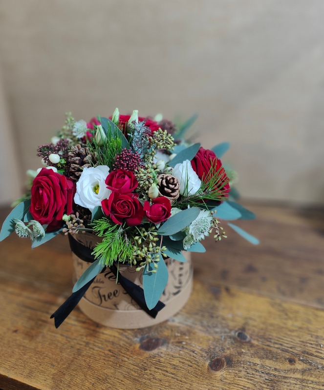 NOEL FESTIVE HAT BOX