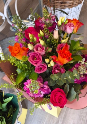 Vibrant Rose and Lisianthus Bouquet