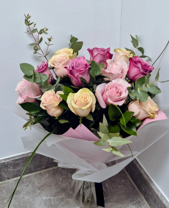Luxury Mixed Rose Bouquet