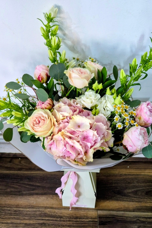 Peony & Rose Bouquet