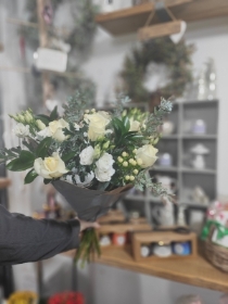 White Rose & Lisianthus Bouquet