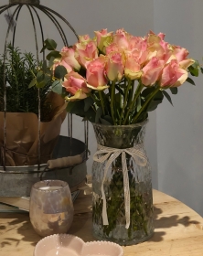 Mothers Day Pink Blush Rose Vase